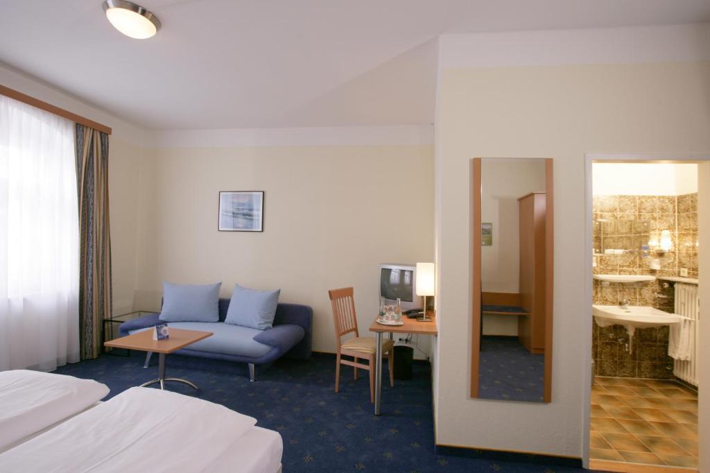 Altstadt-Hotel Zieglerbraeu Dachau Pokoj fotografie