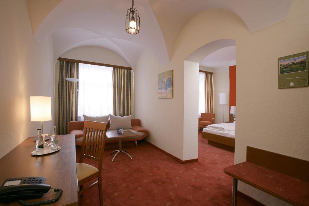 Altstadt-Hotel Zieglerbraeu Dachau Pokoj fotografie