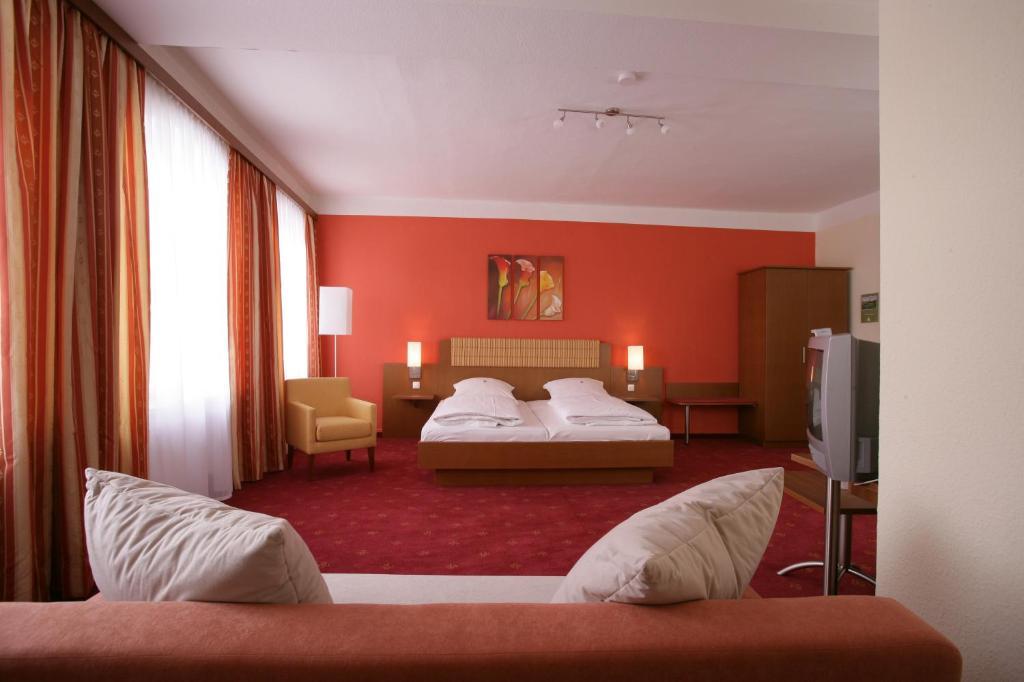 Altstadt-Hotel Zieglerbraeu Dachau Pokoj fotografie