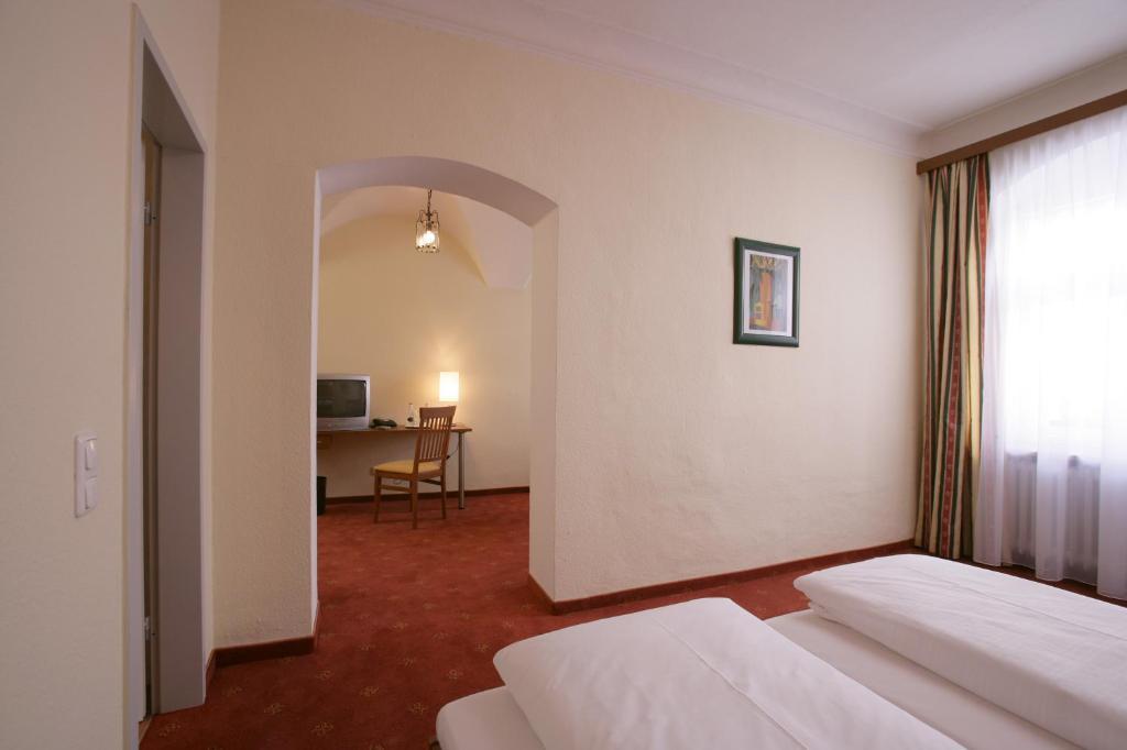 Altstadt-Hotel Zieglerbraeu Dachau Pokoj fotografie